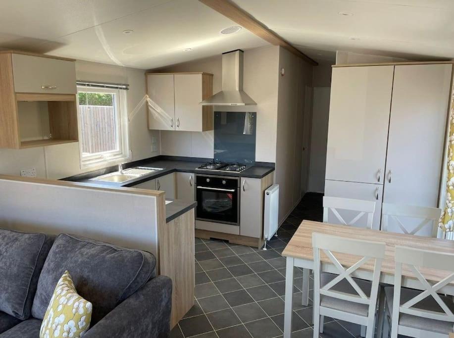 Billing Aquadrome Northampton, Royale Poplar Km12 Appartement Buitenkant foto
