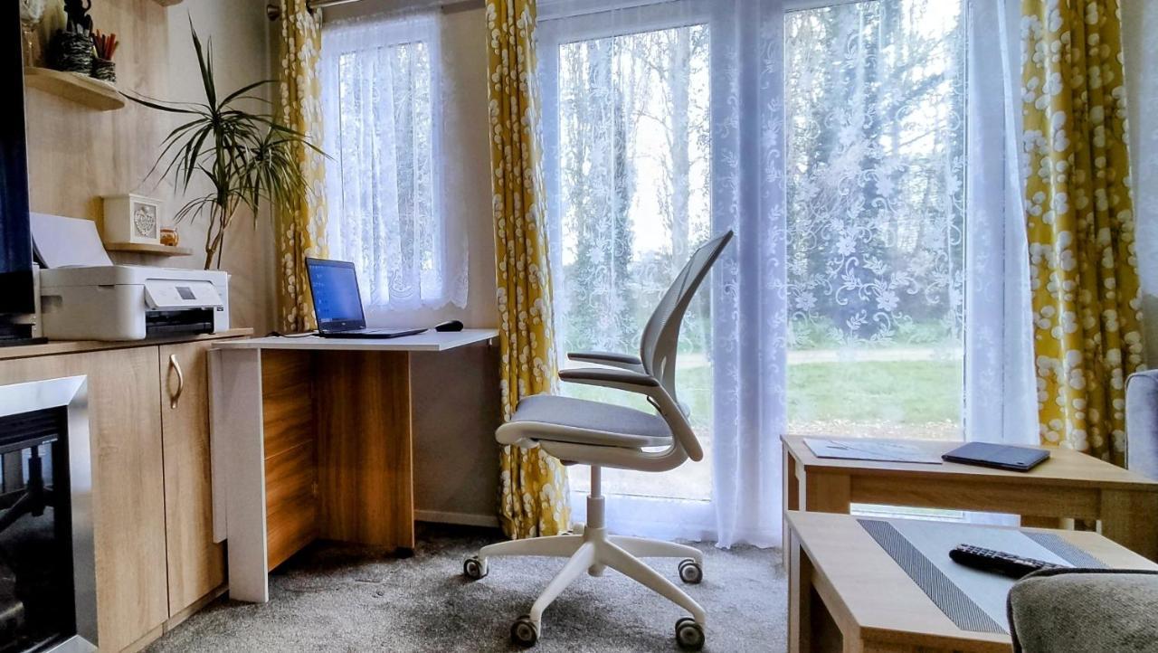 Billing Aquadrome Northampton, Royale Poplar Km12 Appartement Buitenkant foto